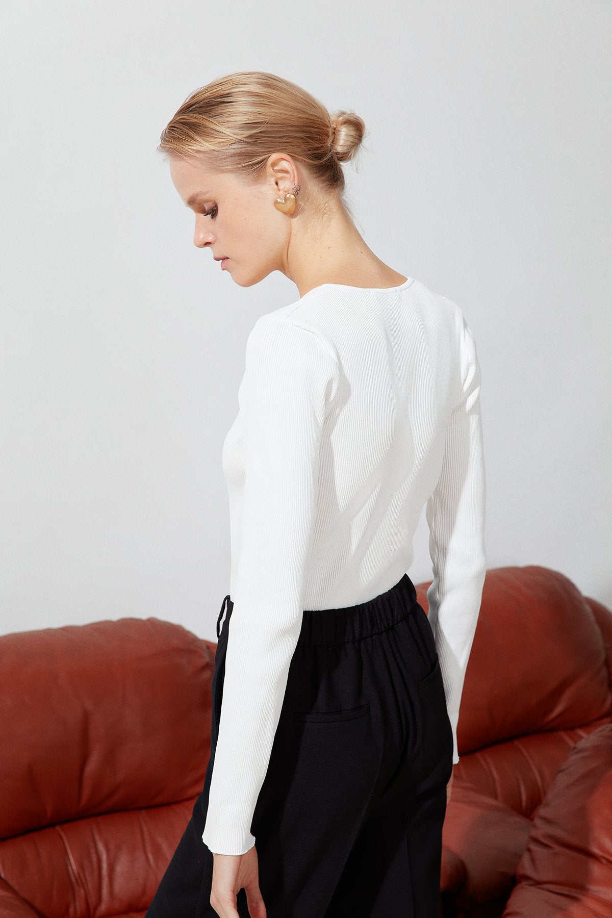 Ekru V Yaka Uzun Kollu Triko Body