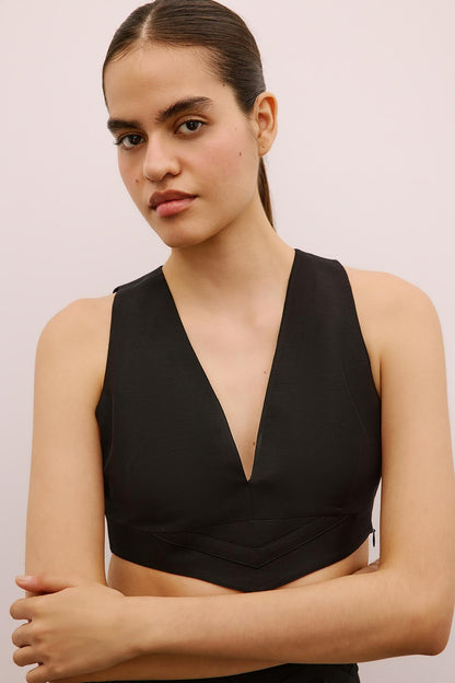 V Yaka Kolsuz Siyah Crop Bluz
