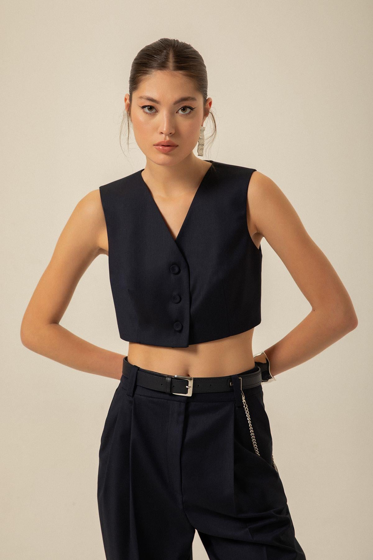 V Yaka Lacivert Crop Yelek