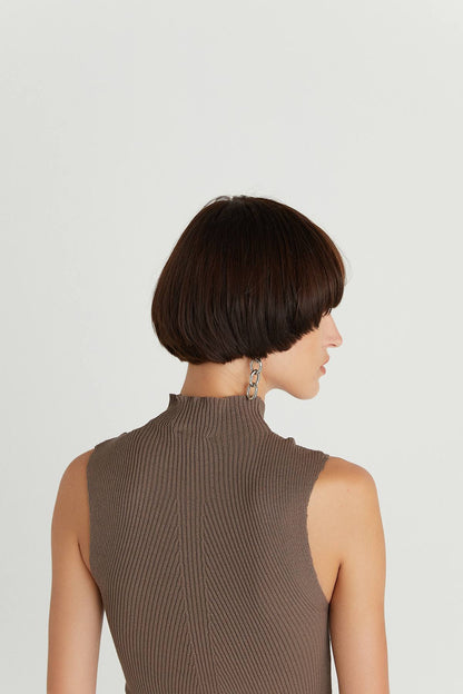 Kahverengi Yarım Balıkçı Kolsuz Triko
