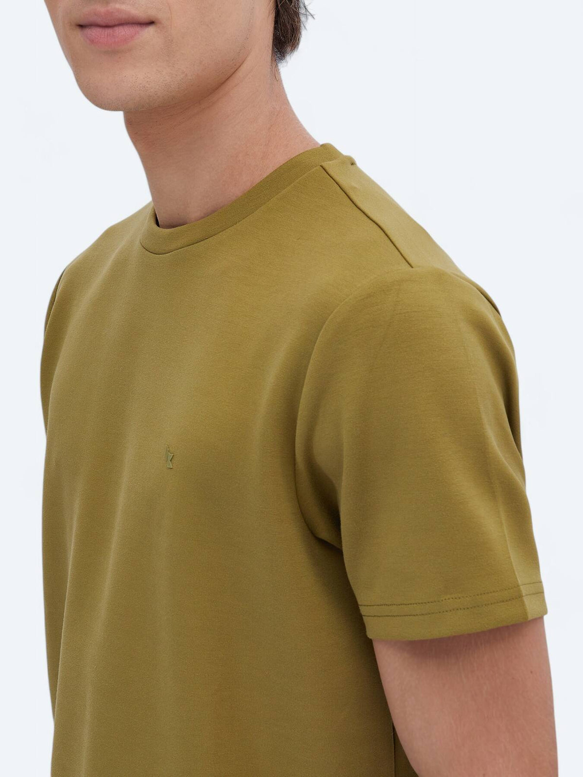 Yağ Yeşili Düz Bisiklet Yaka T-shirt