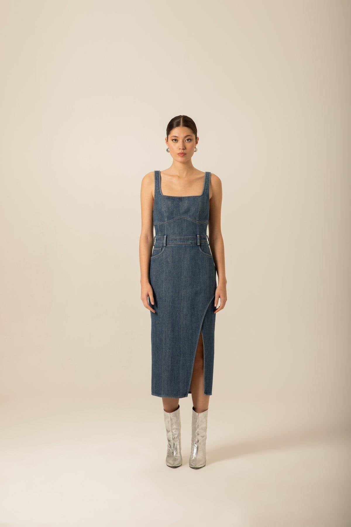 Yırtmaç Detaylı Lacivert Denim Elbise