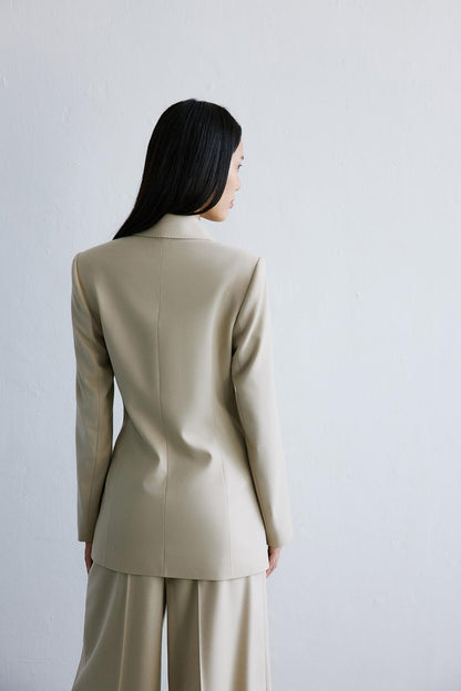 Yün Dokulu Bej Uzun Ceket