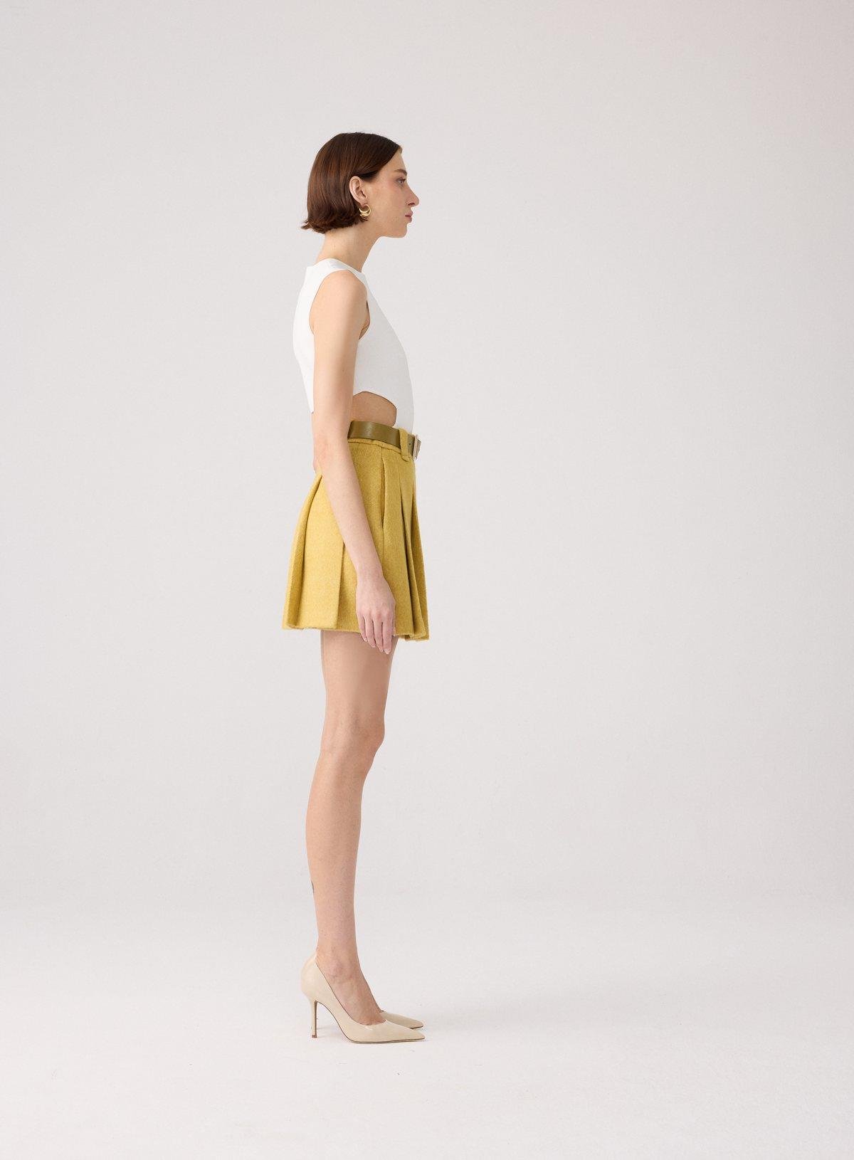 Yün Dokulu Pileli Haki Mini Etek