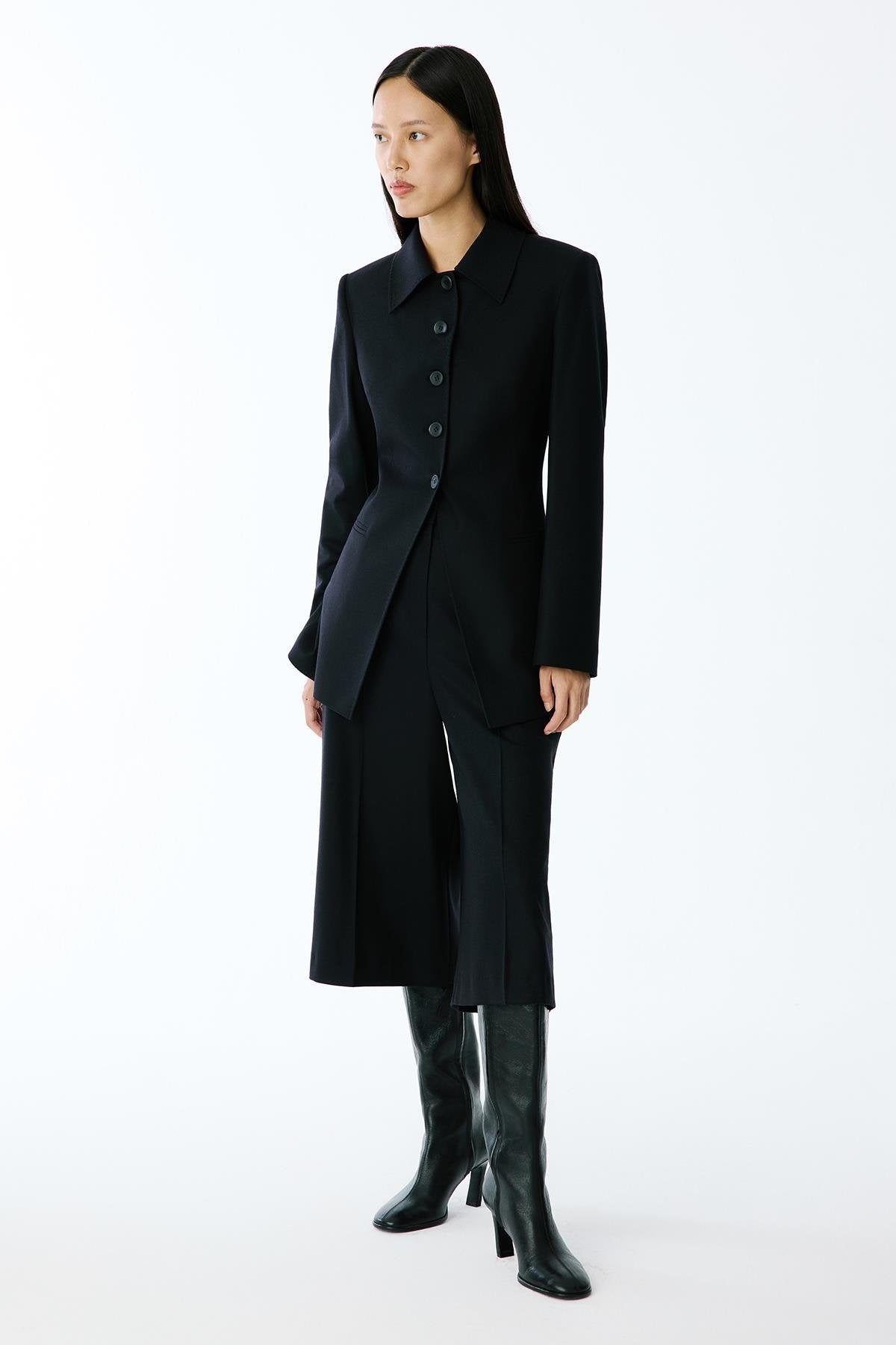 Yün Dokulu Siyah Uzun Ceket