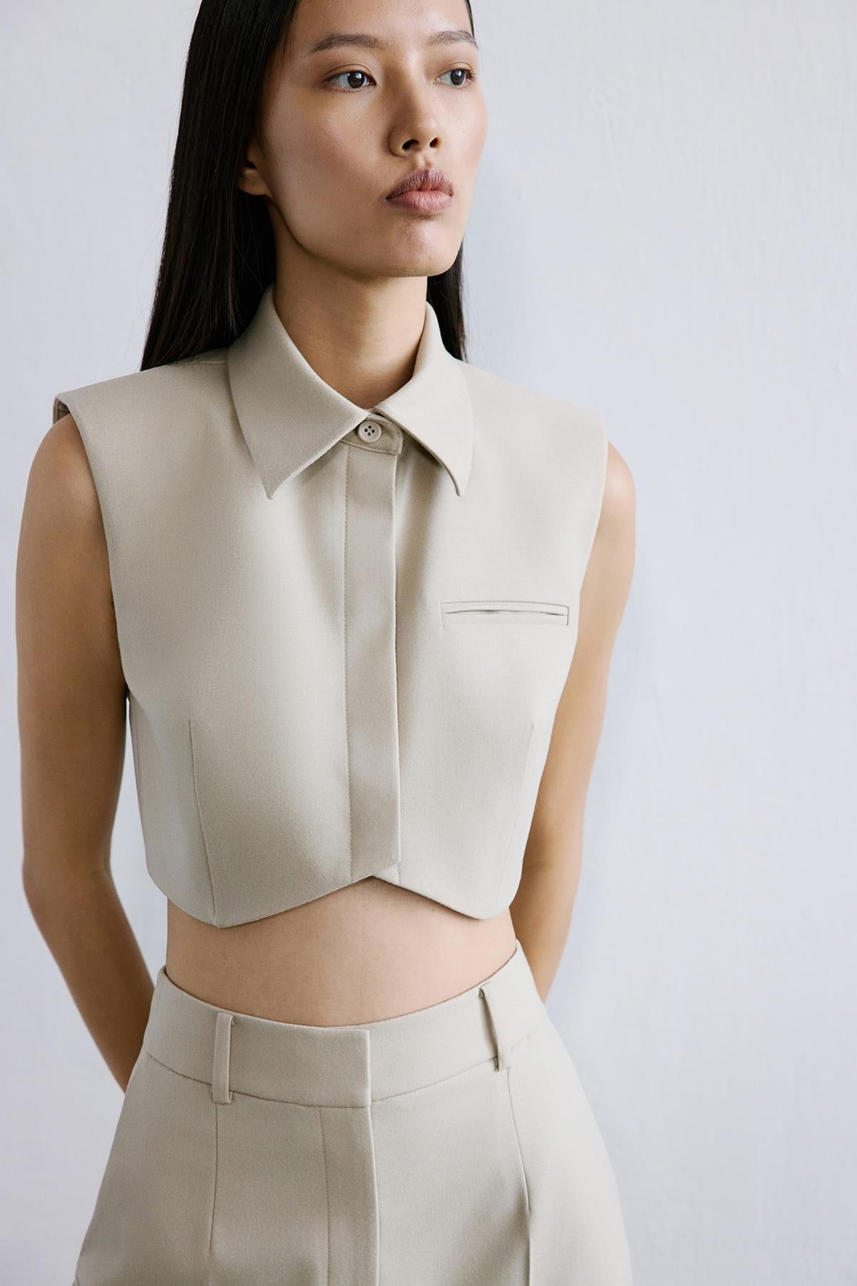 Yün Dokulu Vatkalı Bej Crop Yelek