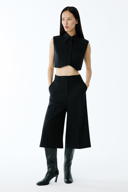 Yün Dokulu Vatkalı Siyah Crop Yelek