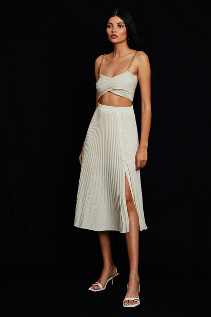 Zincir Askılı Ekru Triko Top